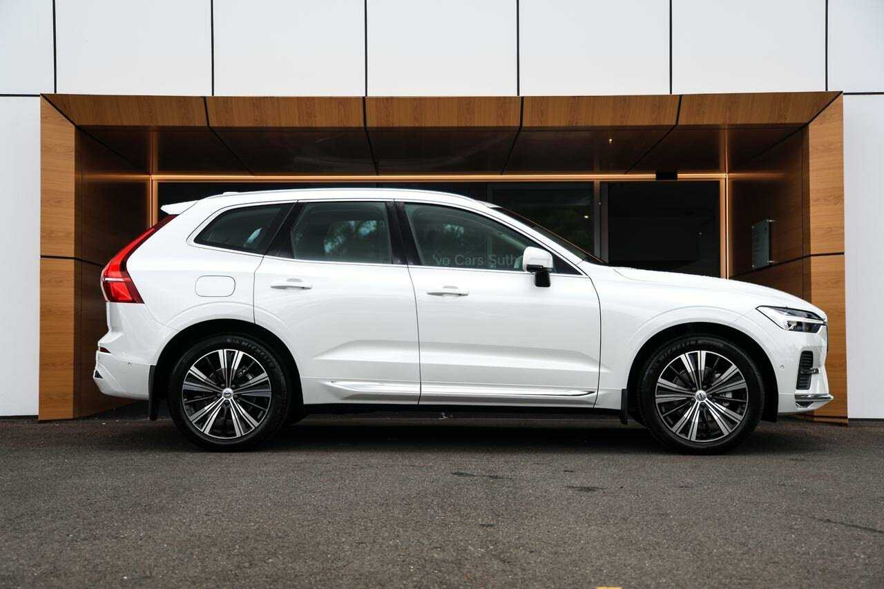 Volvo  XC60 Ultra, B5 AWD Mild hybrid, Petrol, Bright