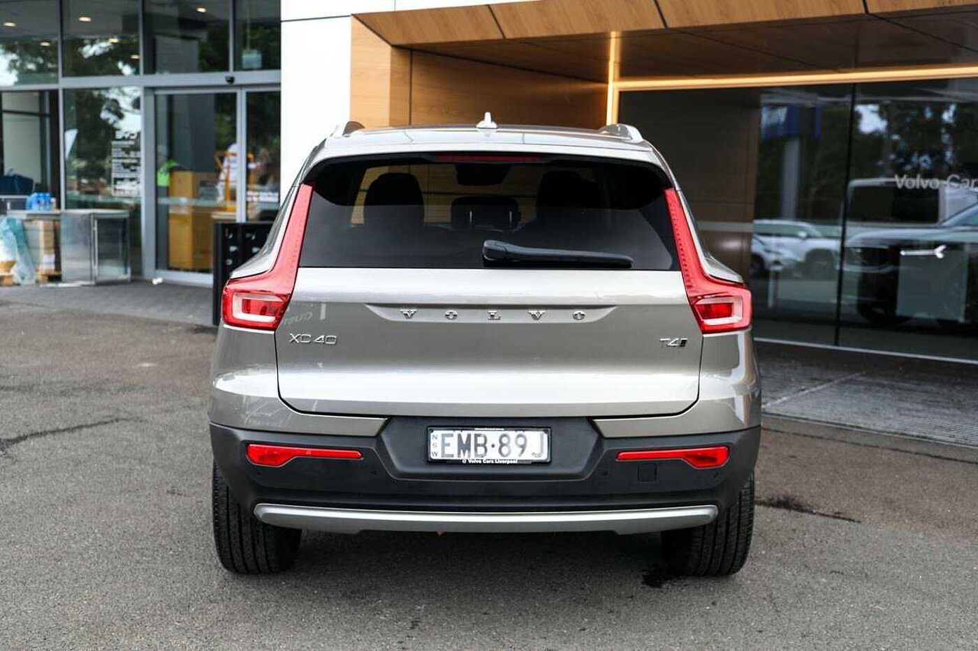 Volvo  XC40 Inscription, T4 Petrol AWD (140 kW)