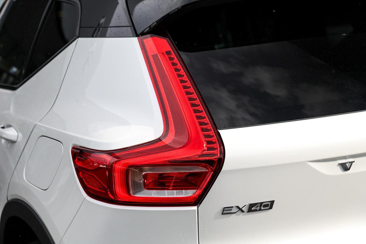 Volvo  EX40 Ultra, Single Motor Extended Range, Electric