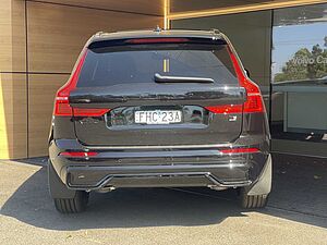 Volvo  XC60 Recharge Black Edition Ultimate, T8 AWD Plug-in hybrid, Electric/Petrol