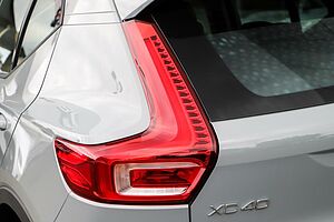 Volvo  XZ MY25 Plus B4 Special Edition