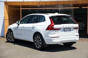 Volvo  UZ MY25 Plus B5 AWD