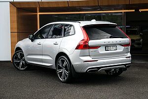 Volvo  XC60 D5 R-Design AWD