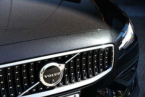 Volvo  V60 Cross Country Ultra, B5 AWD Mild hybrid, Petrol, Bright
