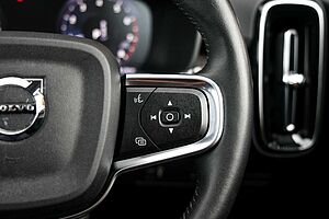 Volvo  XC40 Inscription, T4 Petrol AWD (140 kW)