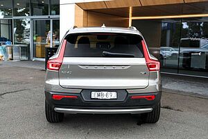Volvo  XC40 Inscription, T4 Petrol AWD (140 kW)