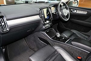 Volvo  XC40 Inscription, T4 Petrol AWD (140 kW)