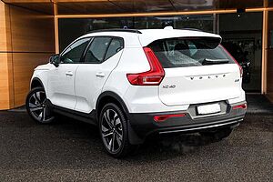 Volvo  XC40 Ultra, B4 AWD Mild hybrid, Petrol, Dark