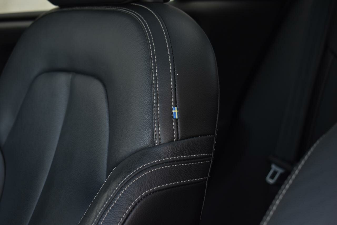 Volvo  XC40 R-Design, T5 AWD automatic