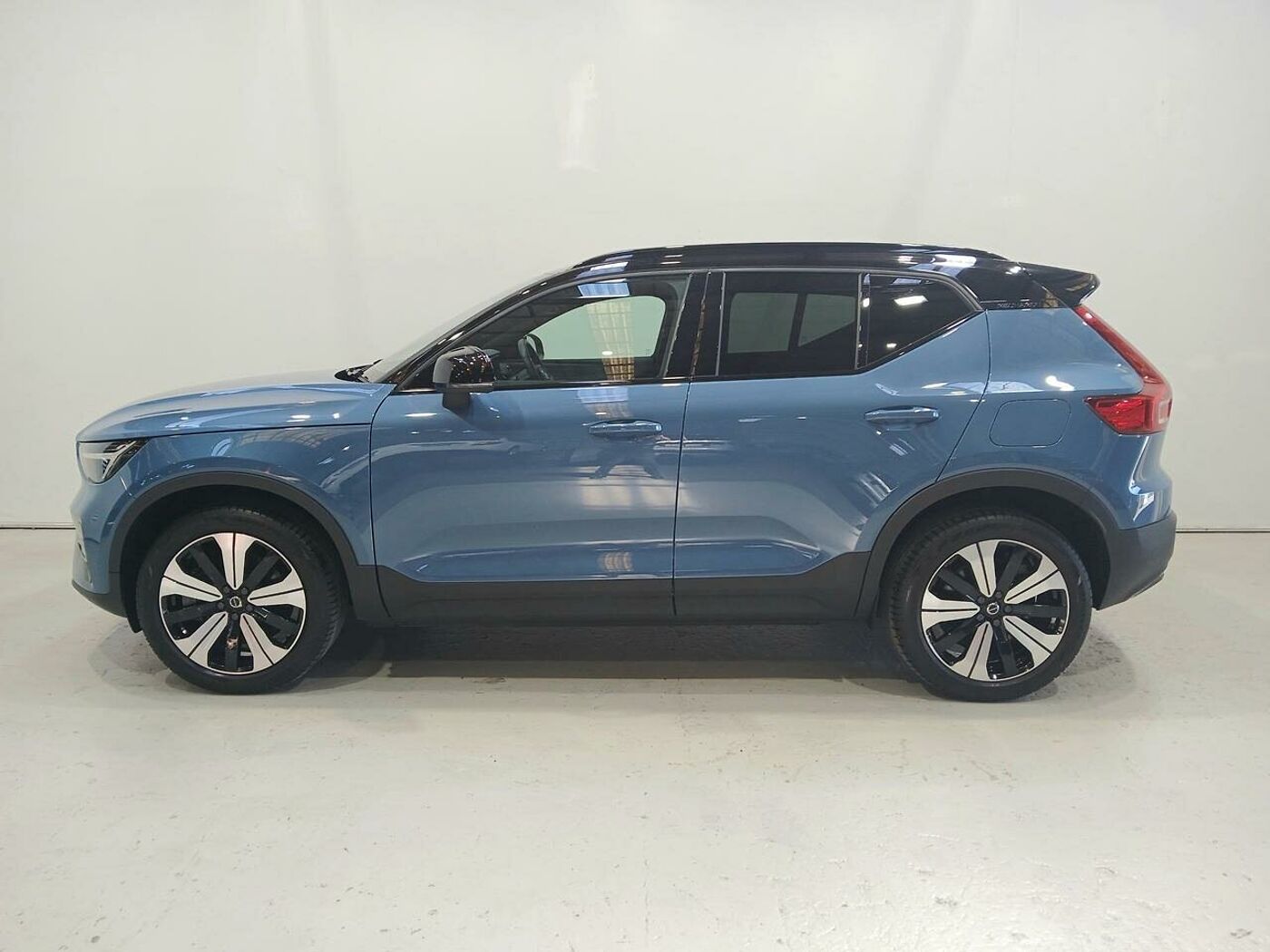 Volvo  XC40 Recharge Plus, Single Motor, Electric