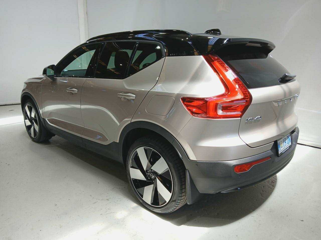 Volvo  XC40 Recharge Ultimate, Twin Motor, Electric