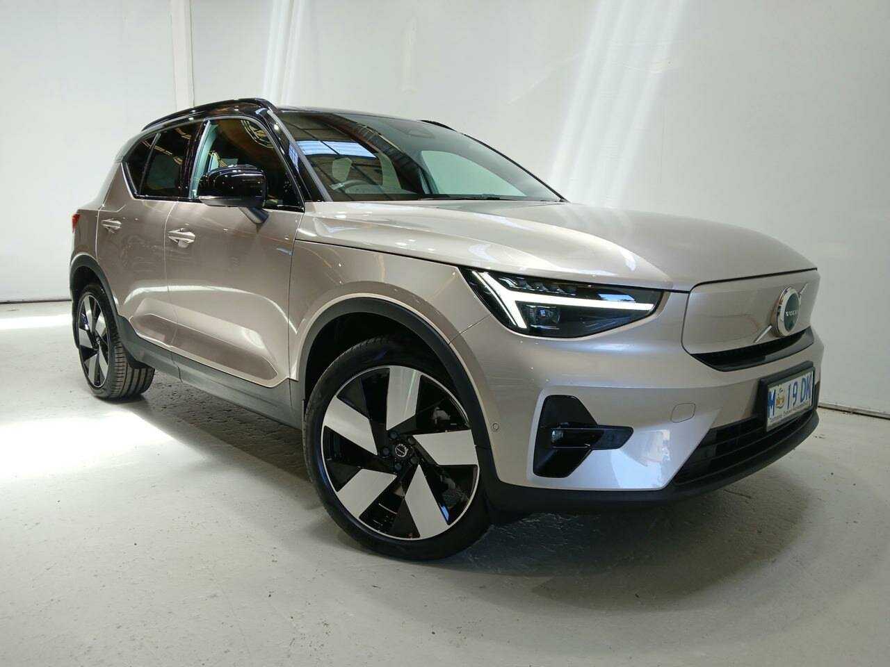 Volvo  XC40 Recharge Ultimate, Twin Motor, Electric