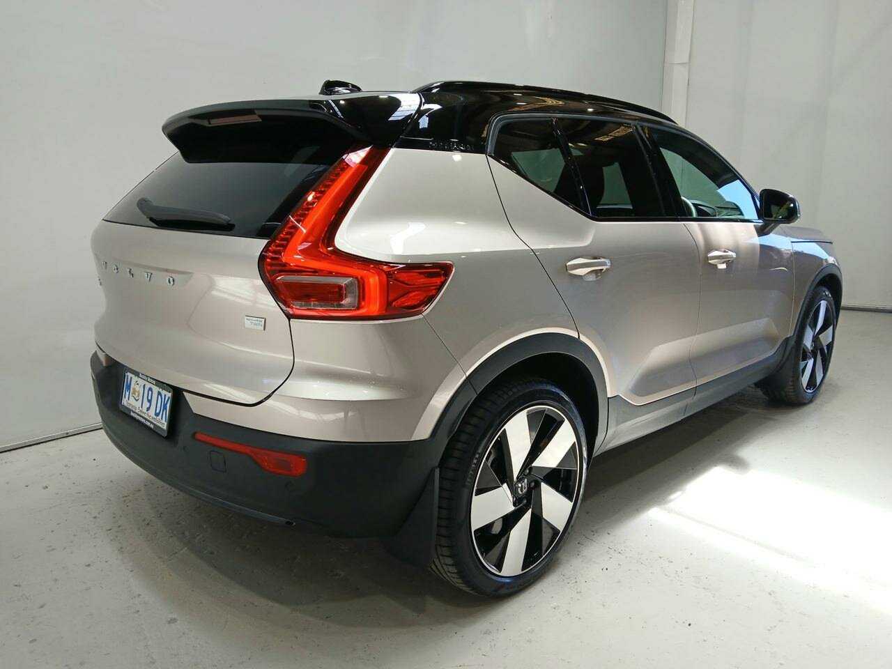 Volvo  XC40 Recharge Ultimate, Twin Motor, Electric