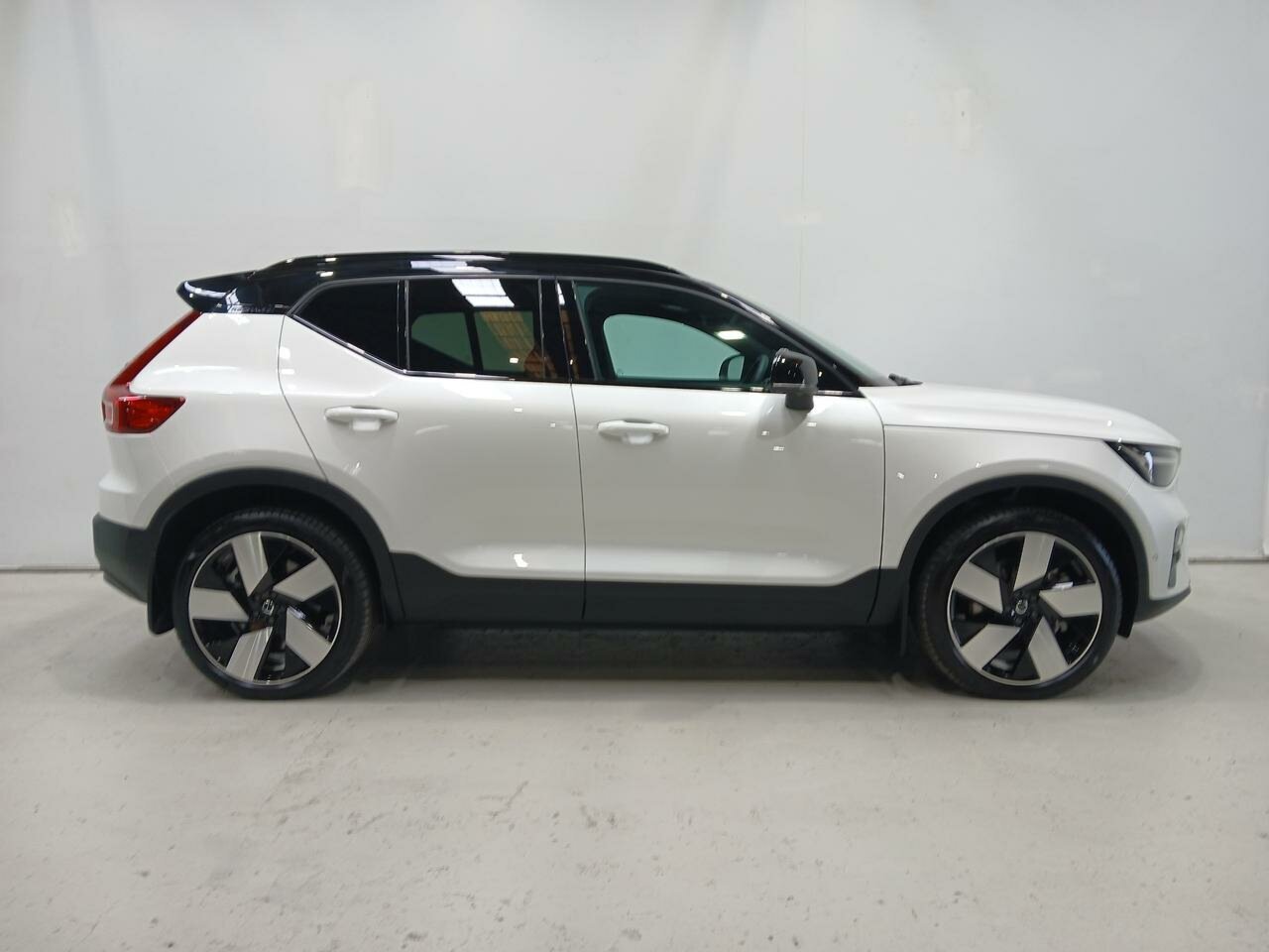 Volvo  XC40 Recharge Ultimate, Twin Motor, Electric