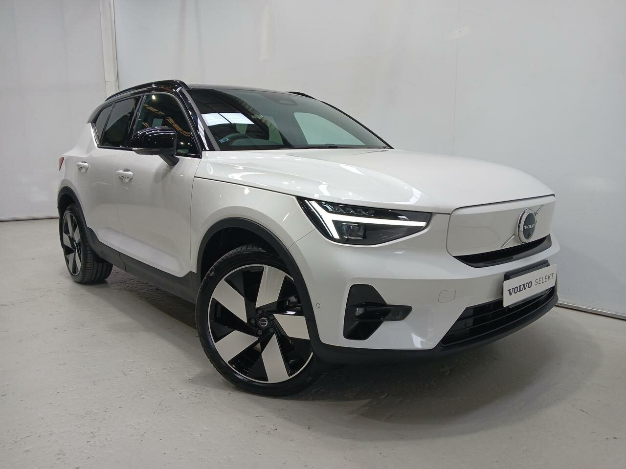 Volvo  XC40 Recharge Ultimate, Twin Motor, Electric