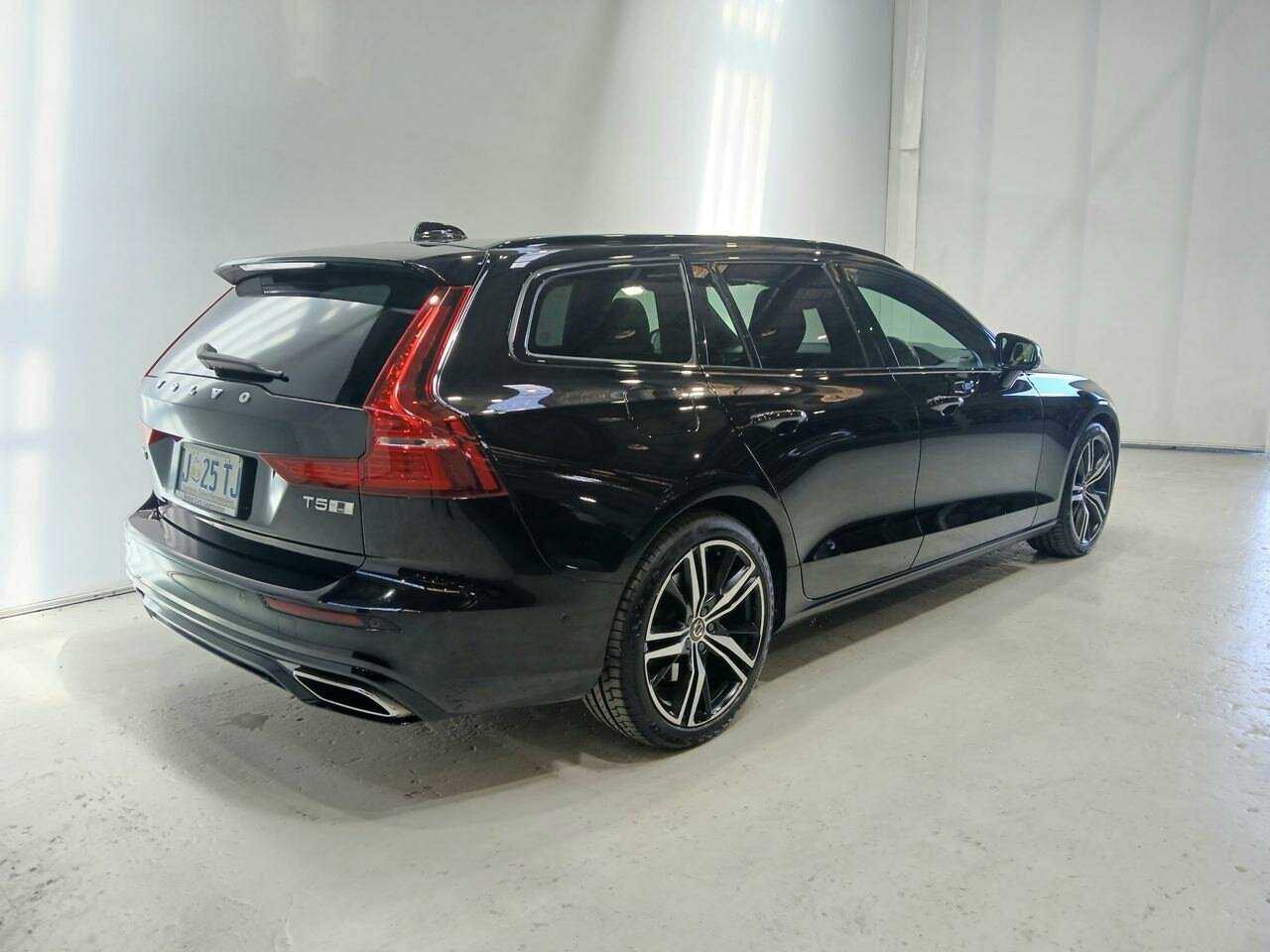 Volvo  Z Series MY20 T5 Geartronic AWD R-Design