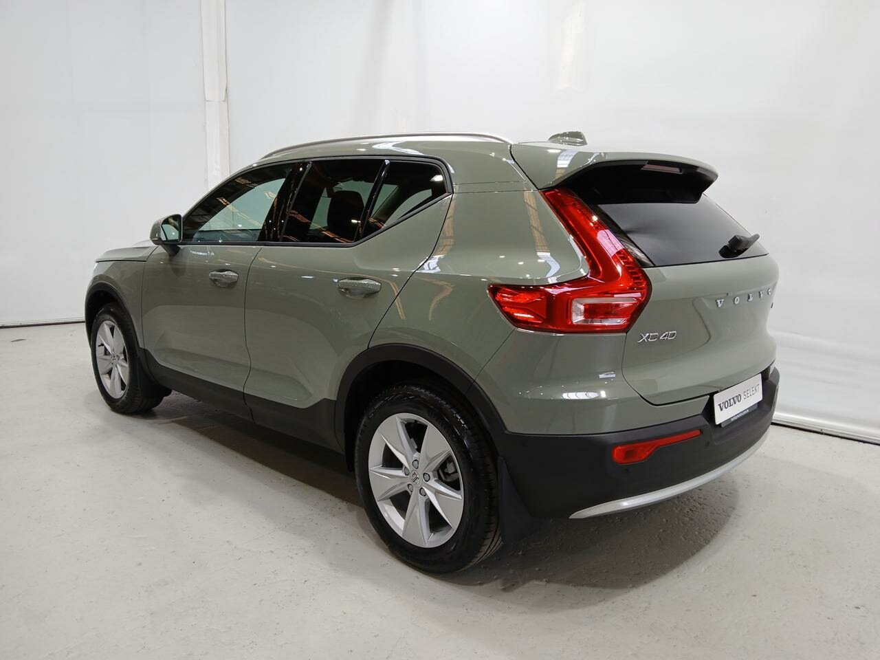 Volvo  XC40 Plus, B4 Mild Hybrid, Petrol