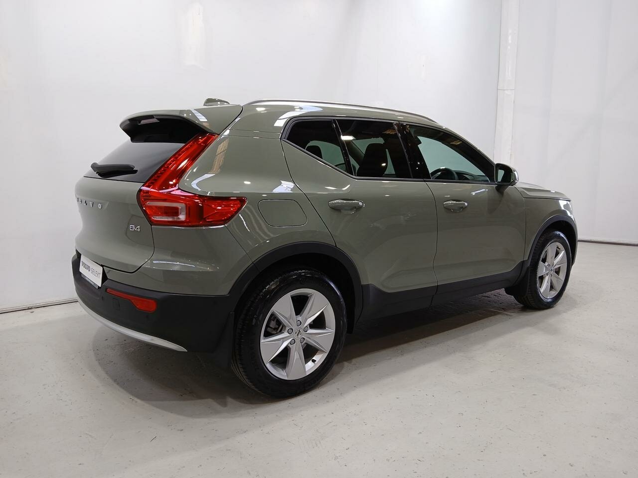 Volvo  XC40 Plus, B4 Mild Hybrid, Petrol