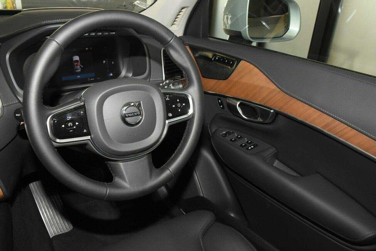 Volvo  XC90 Ultimate, B6 AWD mild hybrid, Petrol, Bright, 7 Seats