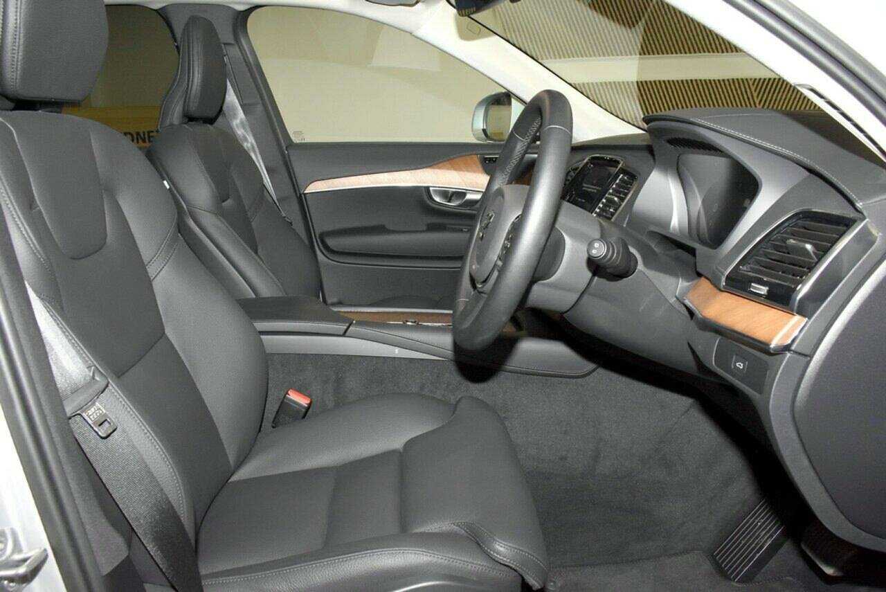 Volvo  XC90 Ultimate, B6 AWD mild hybrid, Petrol, Bright, 7 Seats