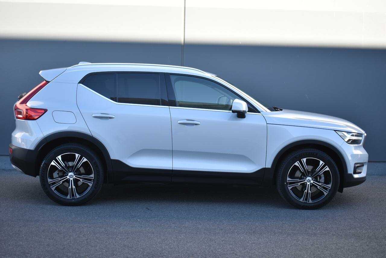 Volvo  XC40 Inscription, T4 AWD automatic