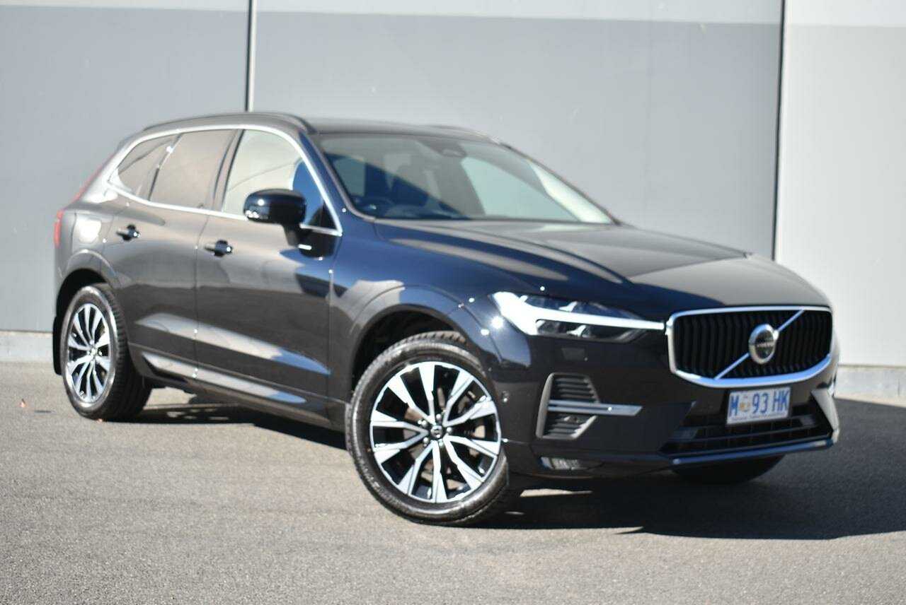 Volvo  XC60 Plus, B5 Mild Hybrid, Petrol