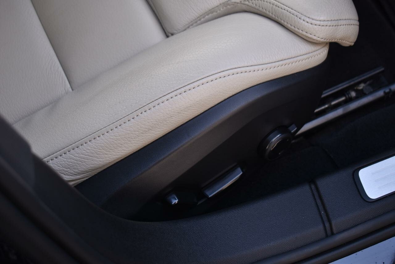 Volvo  V60 T5 Inscription AWD