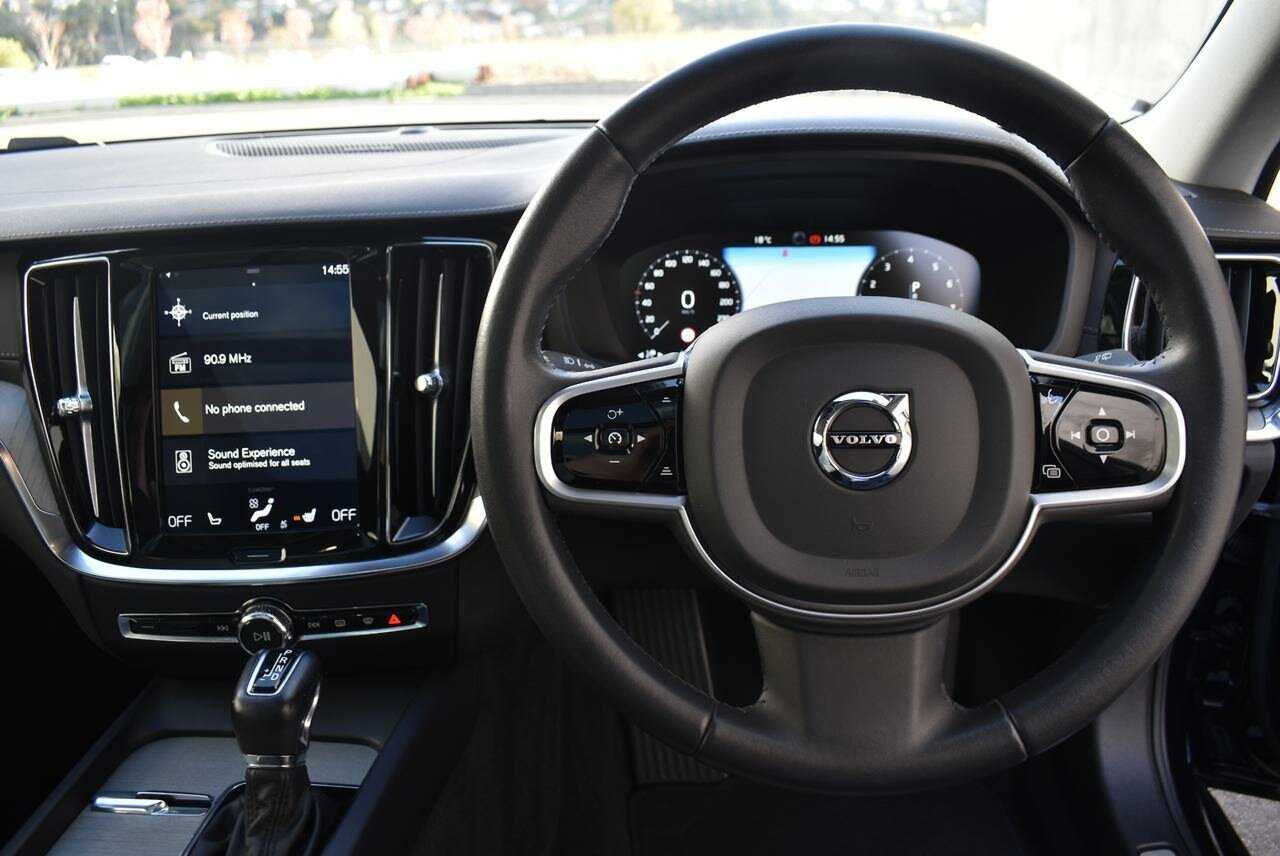 Volvo  V60 T5 Inscription AWD