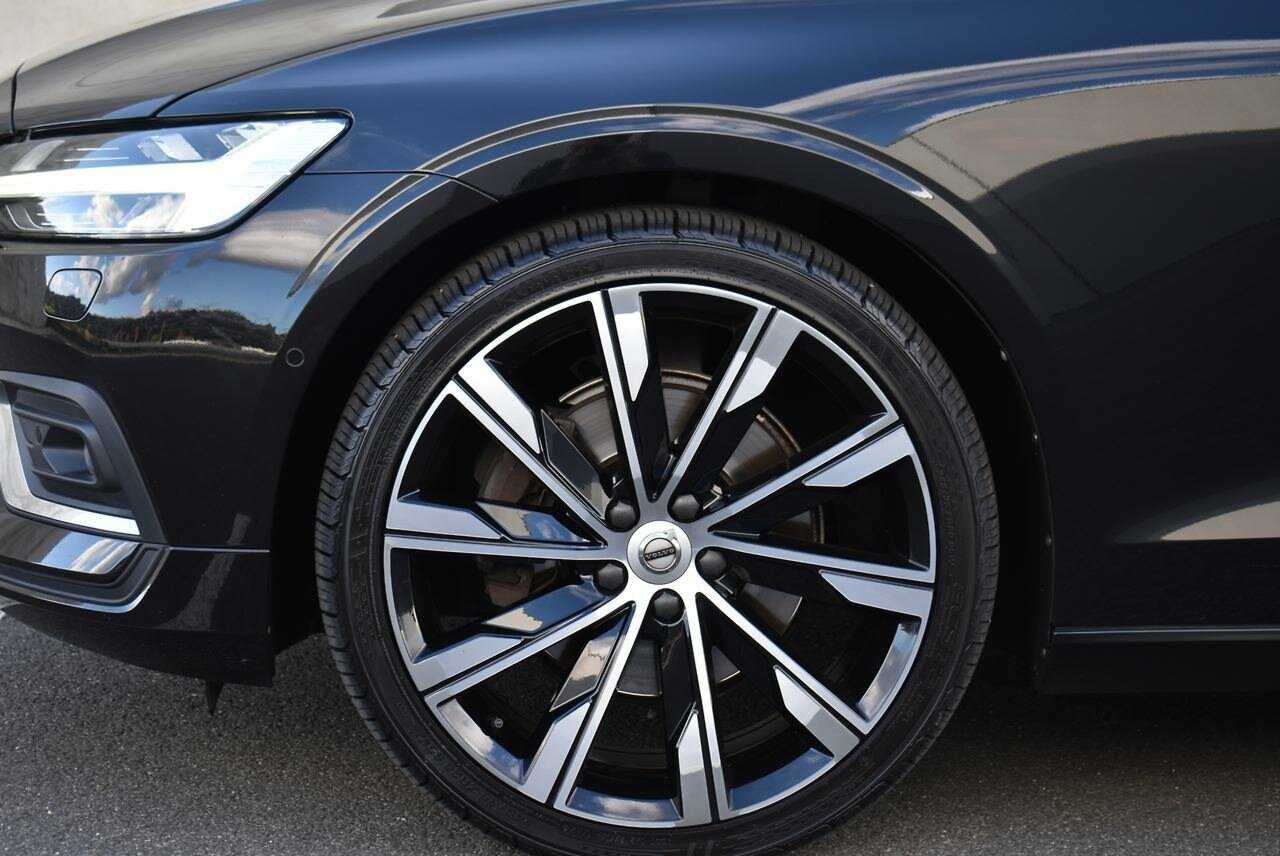 Volvo  V60 T5 Inscription AWD