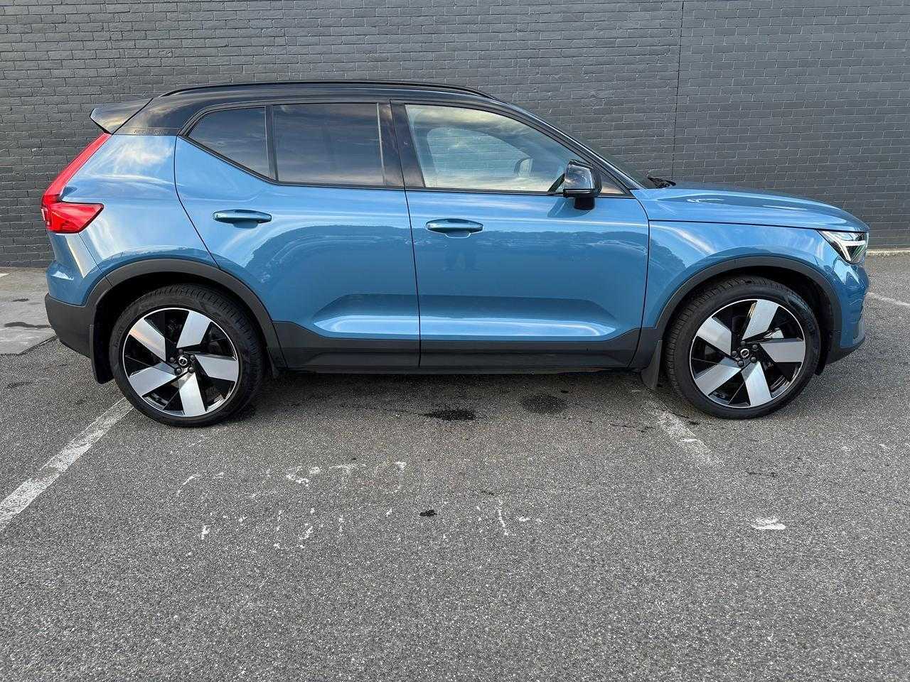 Volvo  XZ MY23 Recharge Pure Electric