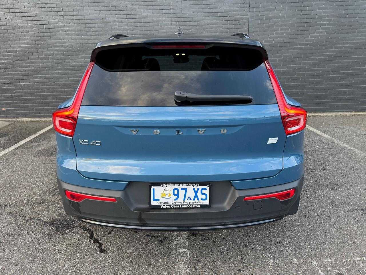 Volvo  XZ MY23 Recharge Pure Electric