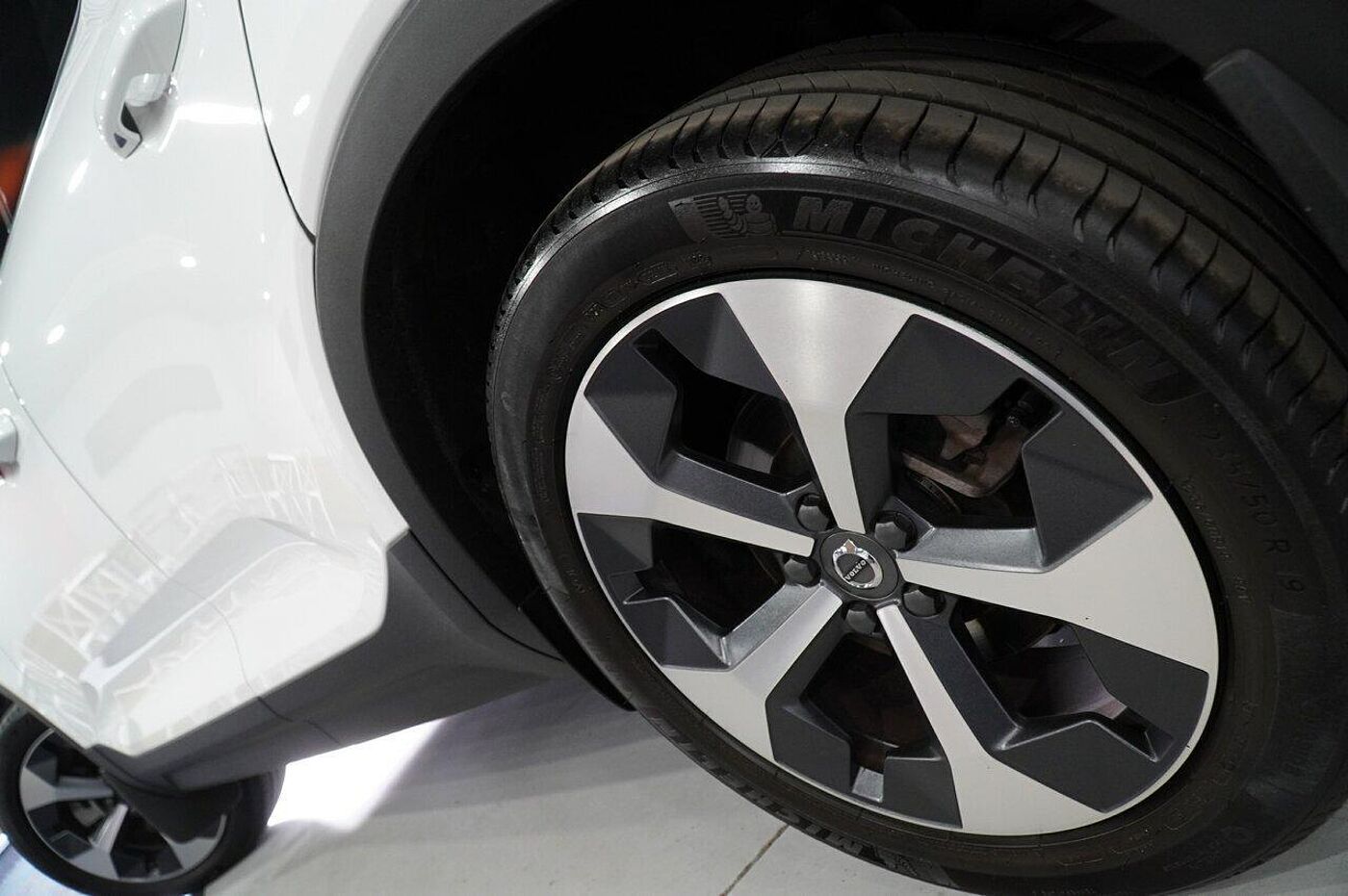 Volvo  XC40 Ultimate, B4 Mild Hybrid, Petrol, Bright