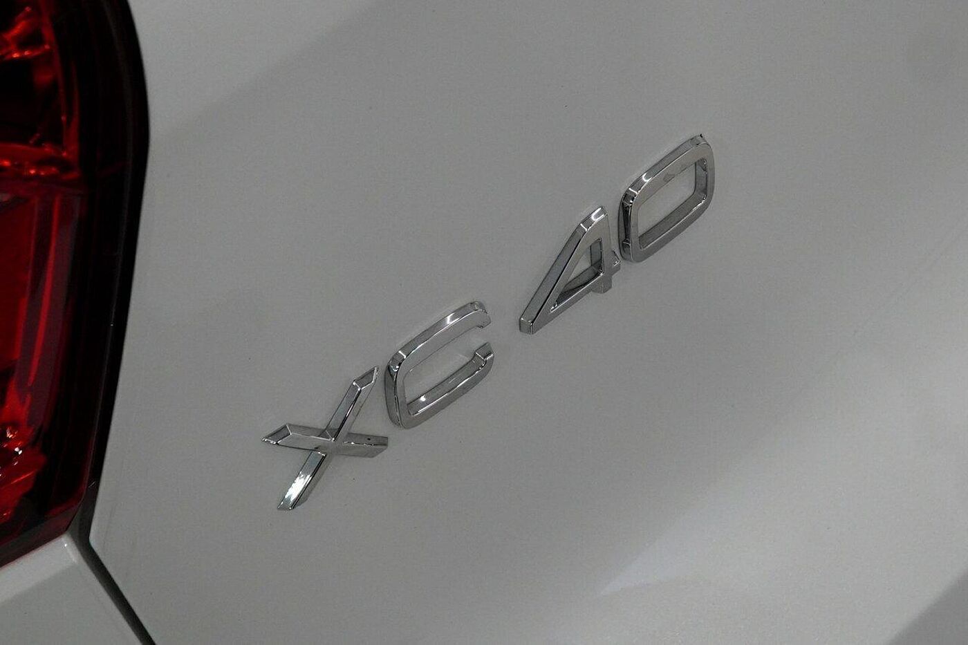 Volvo  XC40 Ultimate, B4 Mild Hybrid, Petrol, Bright