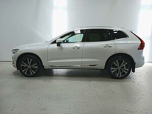 Volvo  XC60 Ultimate, B5 Mild Hybrid, Petrol, Bright