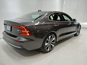 Volvo  S60 Ultimate, B5 Mild Hybrid, Petrol, Bright