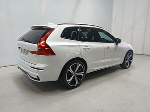 Volvo  XC60 Recharge Ultimate, T8 Plug-In Hybrid, Electric/Petrol, Dark