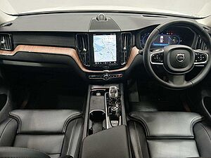 Volvo  XC60 Recharge Ultimate, T8 Plug-In Hybrid, Electric/Petrol, Dark