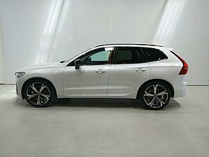 Volvo  XC60 Recharge Ultimate, T8 Plug-In Hybrid, Electric/Petrol, Dark