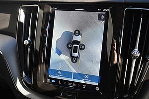 Volvo  XC60 Plus, B5 Mild Hybrid, Petrol
