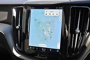 Volvo  XC60 Plus, B5 Mild Hybrid, Petrol