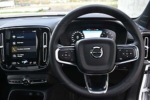 Volvo  XC40 R-Design, T5 AWD automatic