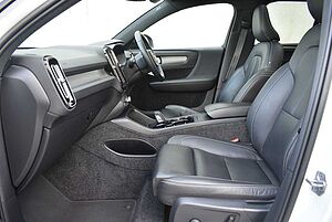 Volvo  XC40 R-Design, T5 AWD automatic