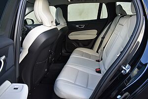 Volvo  V60 T5 Inscription AWD