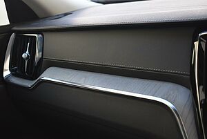 Volvo  V60 T5 Inscription AWD