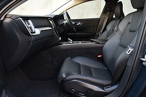 Volvo  V60 Cross Country Ultimate , B5 Mild Hybrid, Petrol