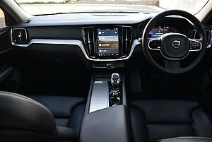 Volvo  V60 Cross Country Ultimate , B5 Mild Hybrid, Petrol