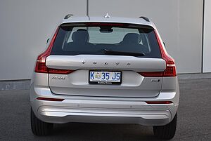 Volvo  UZ MY22 B5 AWD Momentum