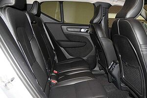 Volvo  XC40 Plus, B4 Mild Hybrid, Petrol