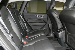 Volvo  XC60 Plus, B5 Mild Hybrid, Petrol
