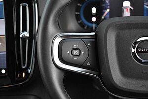 Volvo  XZ MY23 Plus B4